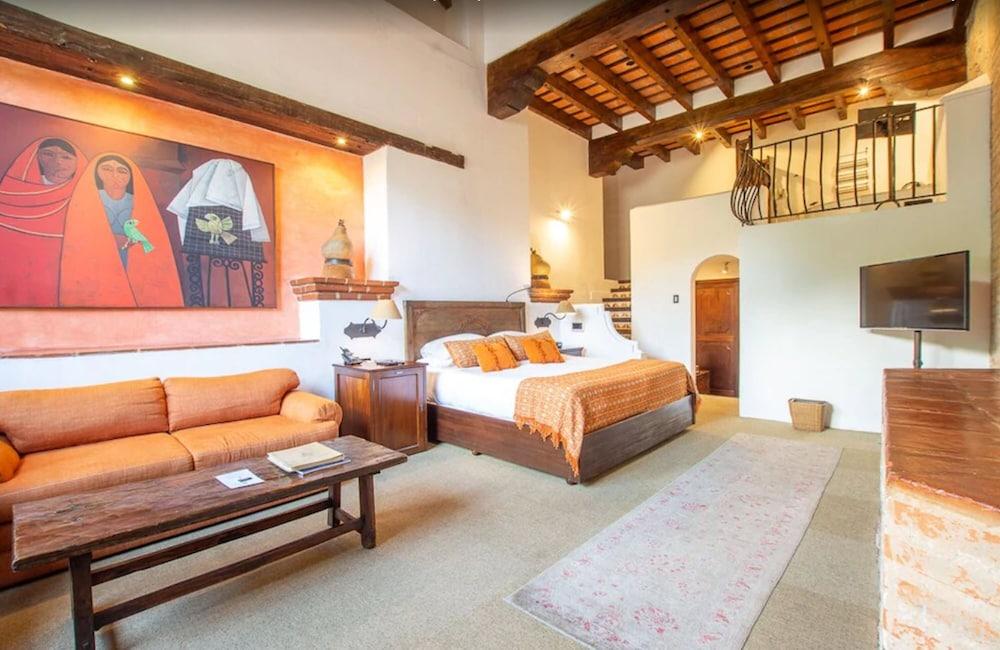 Museo Casa Santo Domingo Hotel